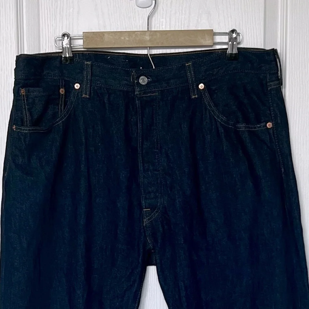 NWOT Levi’s Men’s 501 Original Shrink to Fit Jeans Button Fly Size 40W X 34L